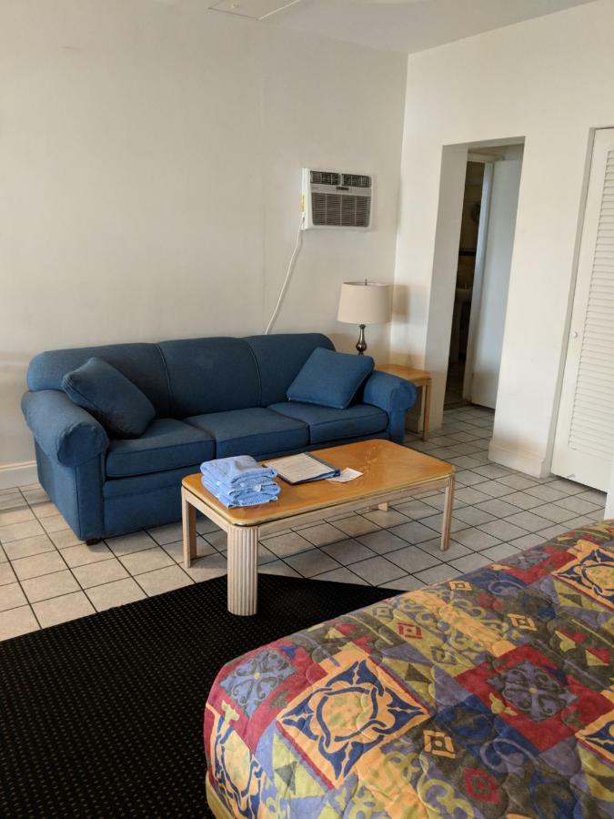 Arvilla Resort St. Pete Beach Extérieur photo