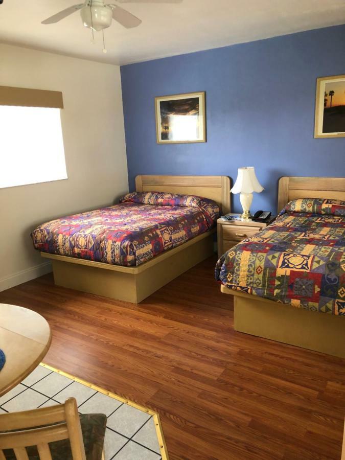 Arvilla Resort St. Pete Beach Extérieur photo
